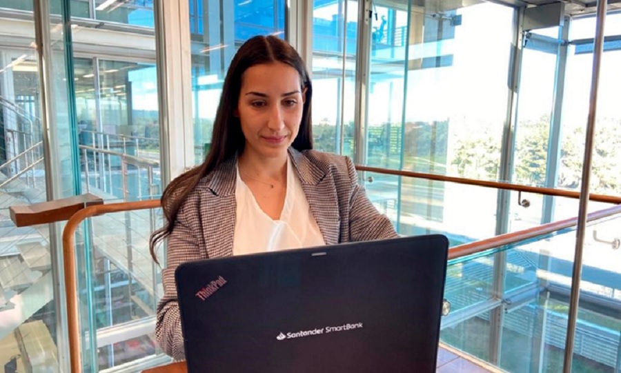 Becas Santander de formación digital para directivos de pymes españolas