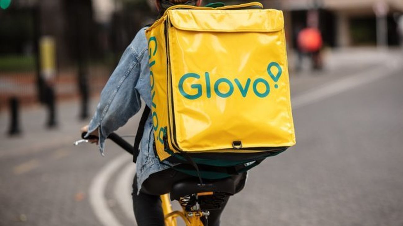 La matriz de Glovo saca provecho de las fusiones y sigue creciendo por encima del 20% en España