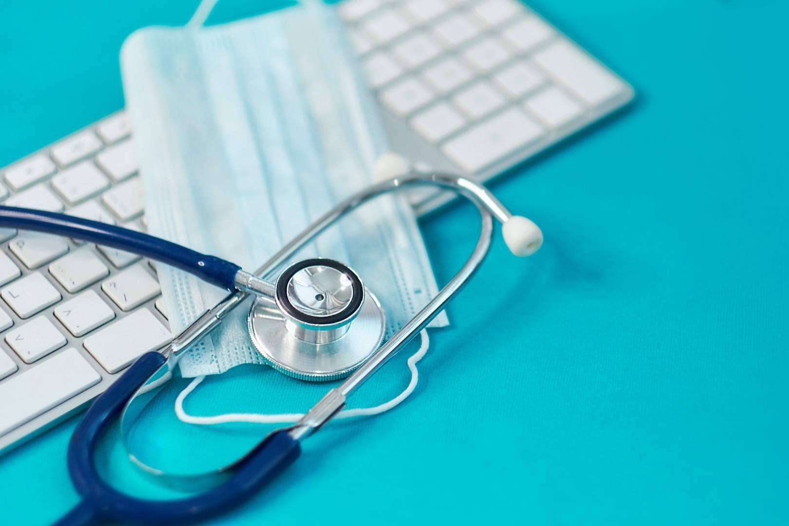 Una de las academias de formación acreditada para profesionales sanitarios más reconocidas, Enfermería Evidente