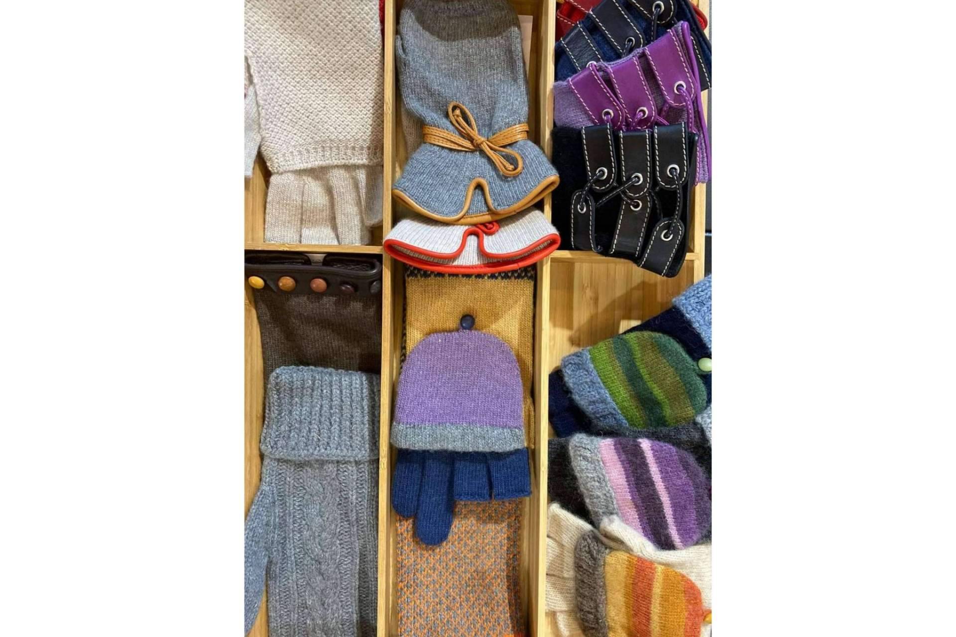 Los nuevos guantes de lana reciclada de Santacana