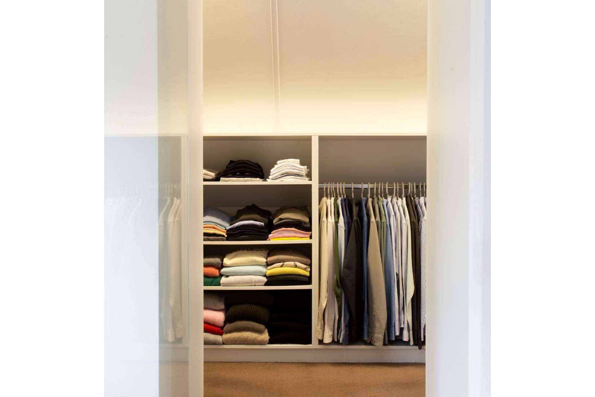 Muebles Fun dispone de una gran variedad de armarios vestidor
