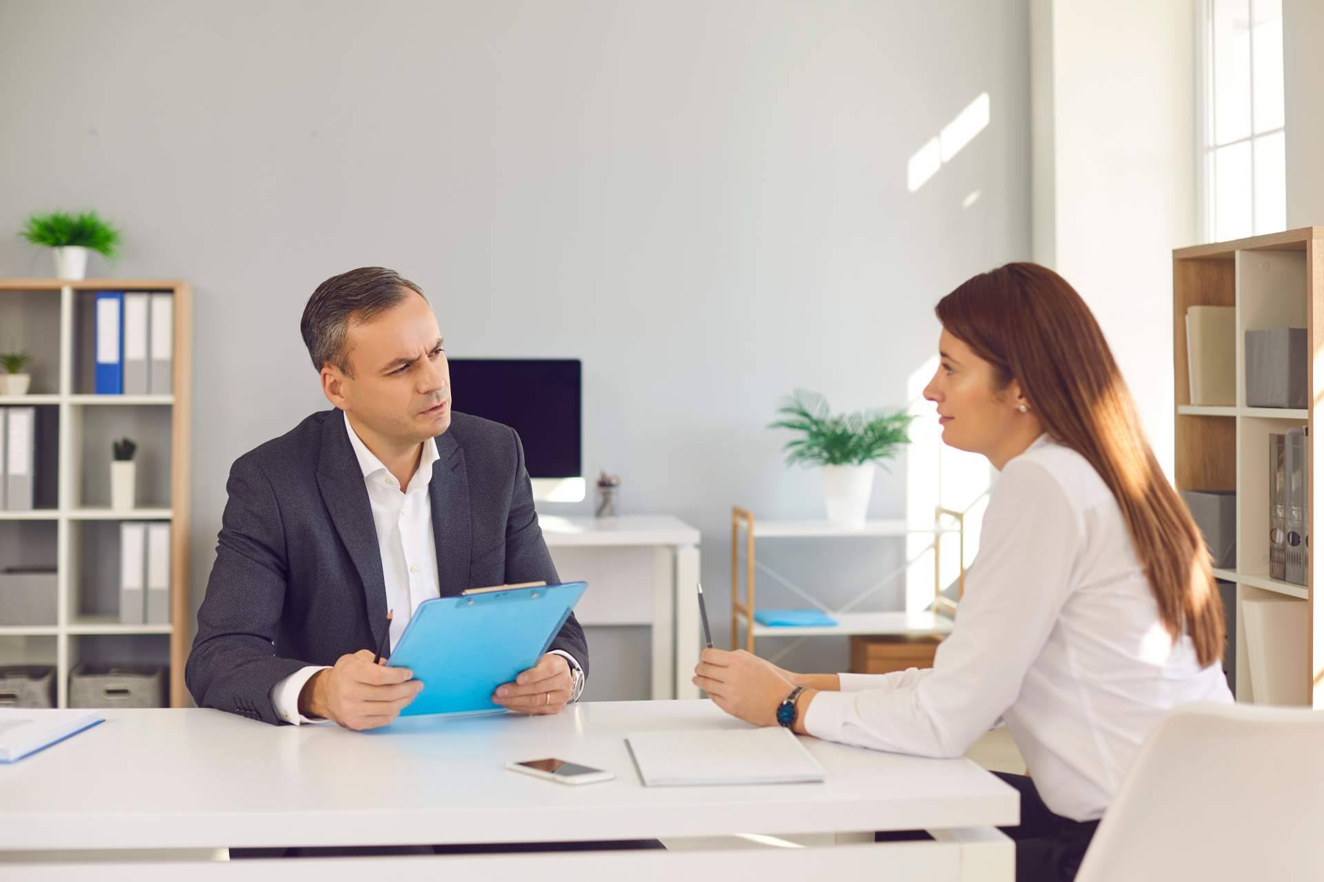 Conseguir el trabajo tech deseado de la mano de Opground, sin perder tiempo en primeras entrevistas