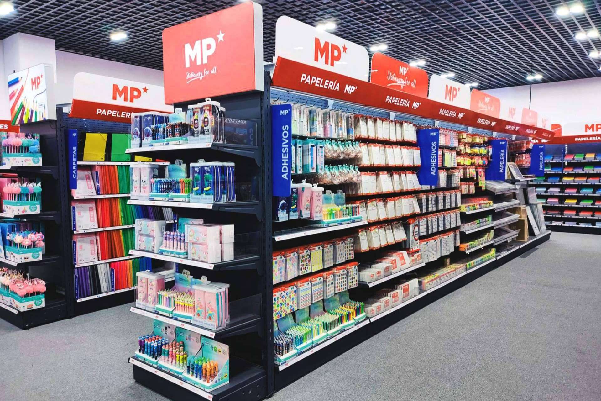Uno de los principales suministradores de papelería para los profesionales de la papelería, Main Paper