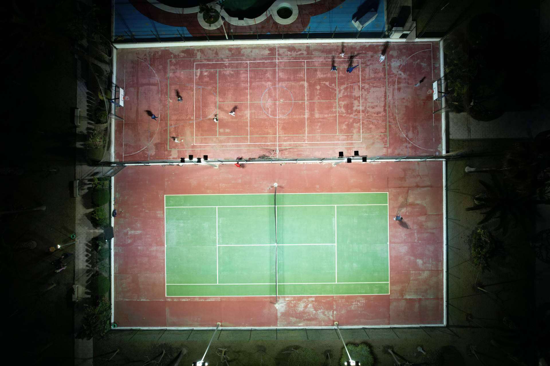 Óptima LED ofrece una amplia gama de focos LED para tenis