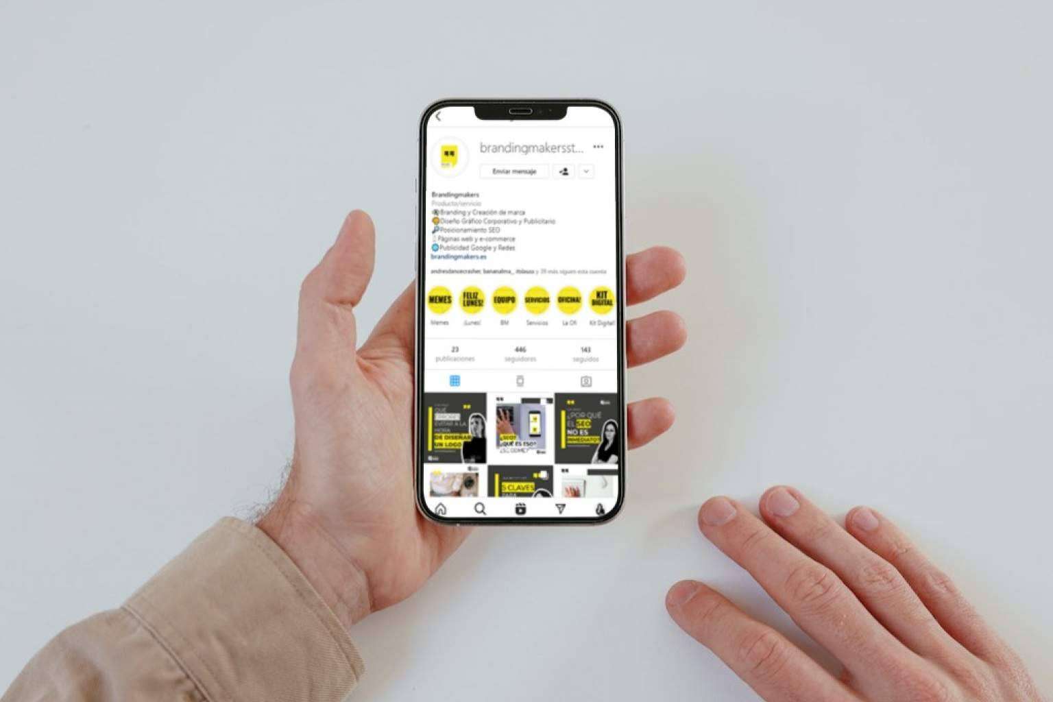 Branding Makers planifica una estrategia de marketing para anunciarse en redes sociales