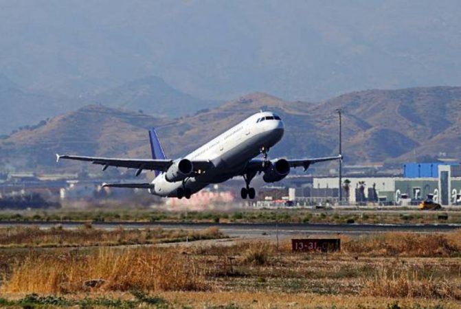 Mejor conexión con otros aeropuertos de España