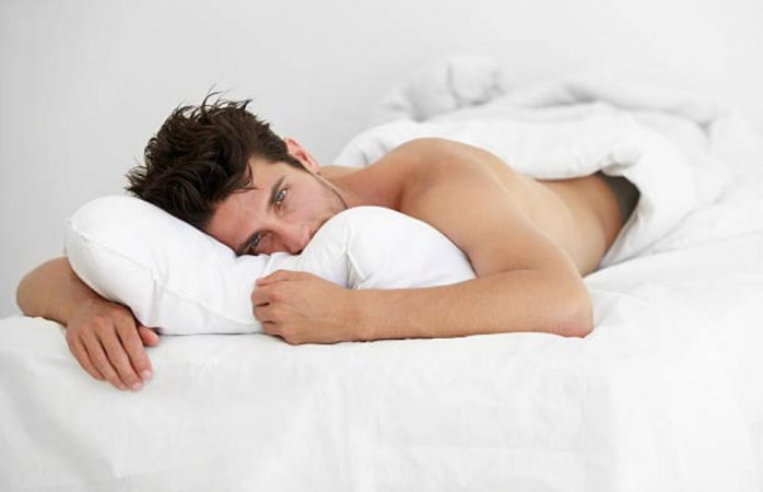 Dormir sin ropa reduce el estrés