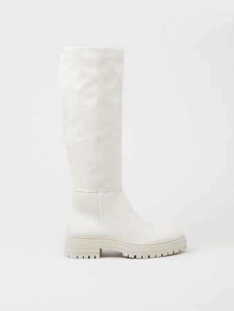 El botín contraste de Lefties para pisar como una modelo este otoño 15 Merca2.es lefties 5 Merca2.es