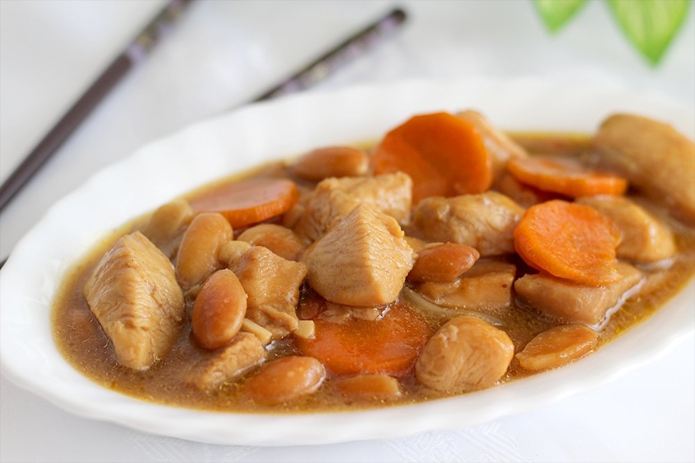 Pollo con almendras: el guiso de otoño que más gusta