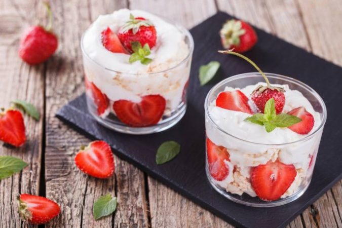 recetas faciles de postres con fresa y yogurt Merca2.es