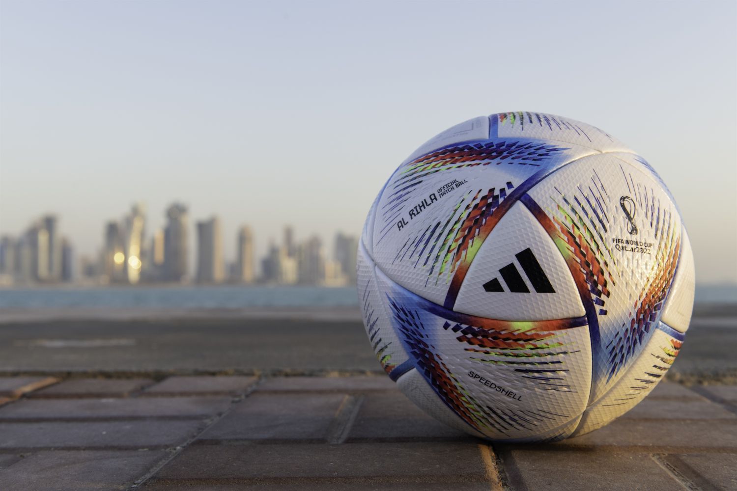 Movistar se impone a Orange y emitirá todos los partidos del Mundial de Catar