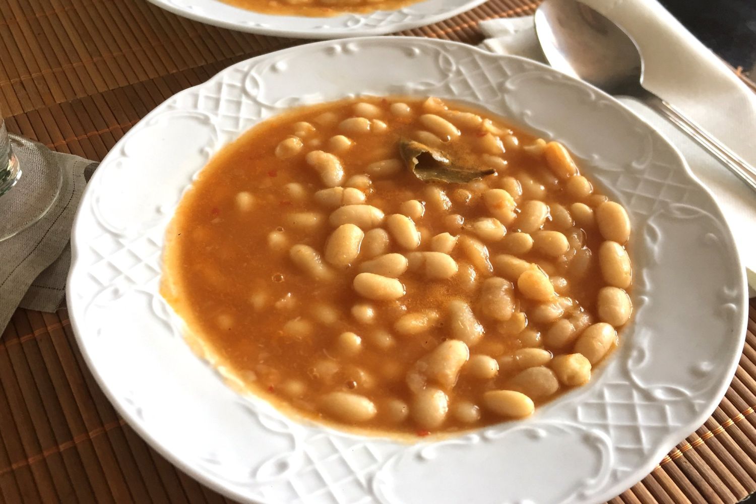 Este es el ingrediente para dar más sabor a un guiso de alubias