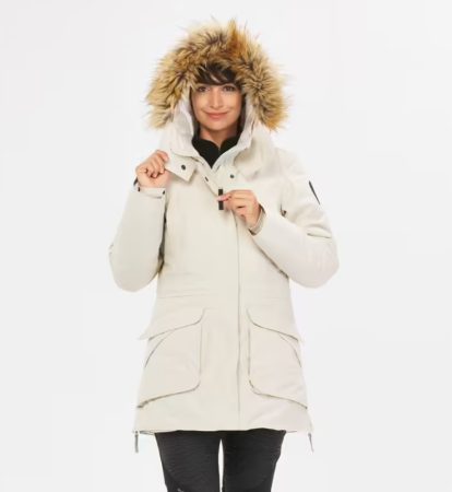 El abrigo de Decathlon que te podrías llevar al polo norte a un precio increíble 58 Merca2.es Parka de montaña y trekking impermeable de Decathlon