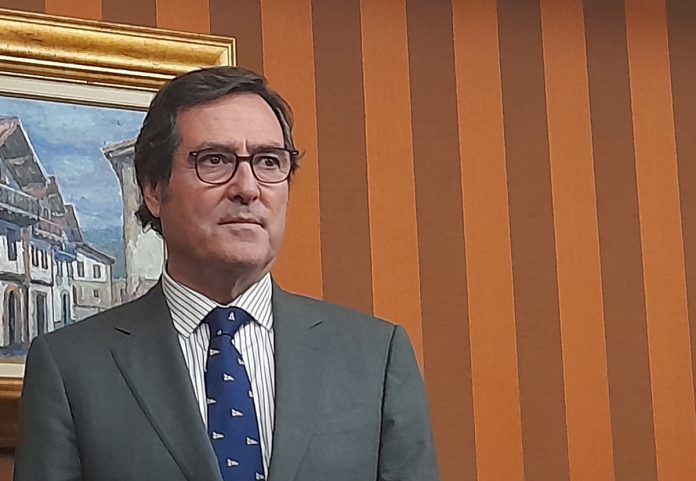 Antonio Garamendi es presidente de la CEOE otros cuatro años más