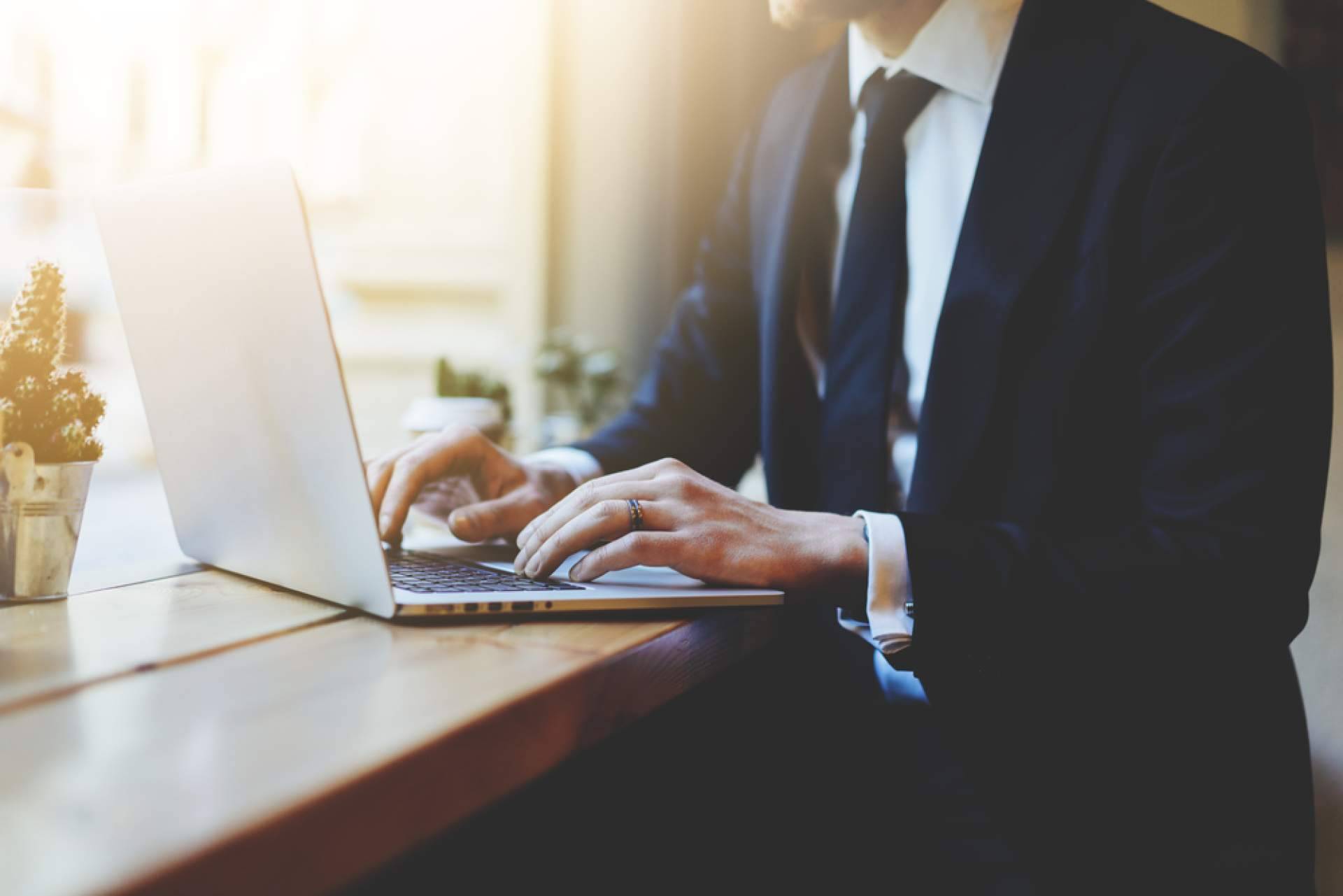 Atención las 24 horas del día para todo tipo de áreas con Pozo Abogados & Asociados