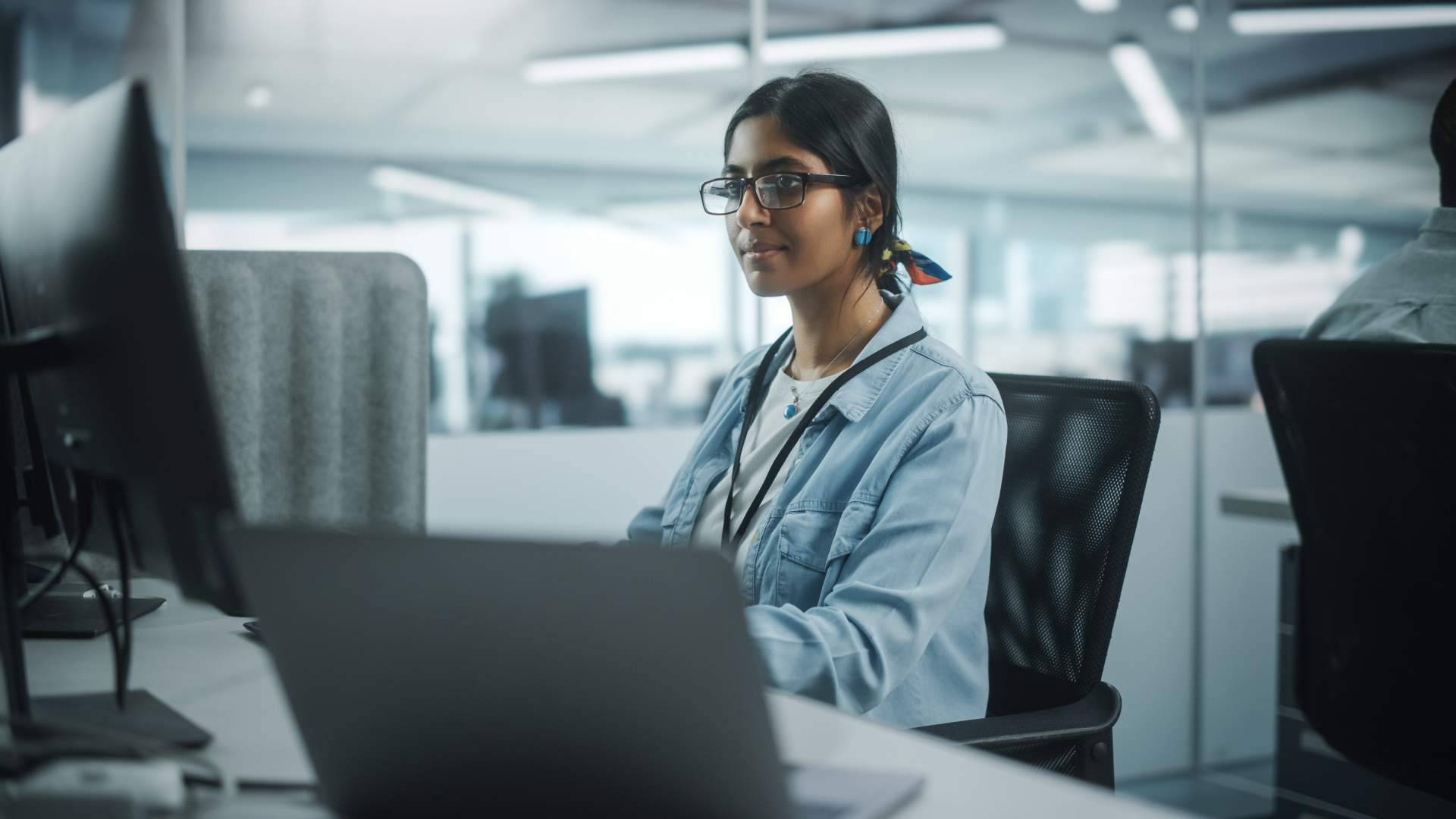 ¿Cuáles son las ventajas del software ERP que desarrolla CEESA para las pequeñas empresas?