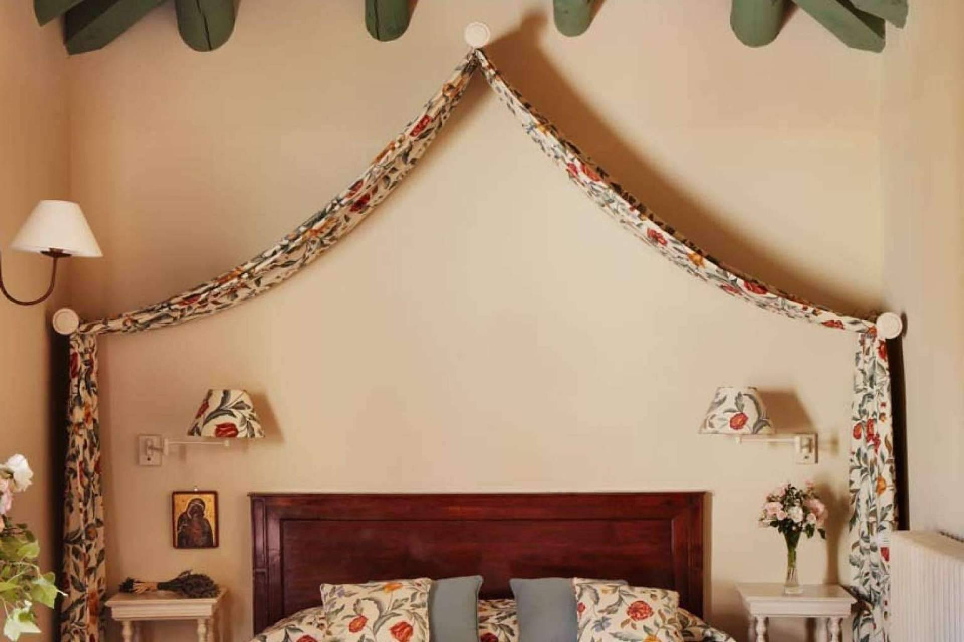 Sorprender con una noche en un hotel rural, con las tarjetas regalo del Caserío de Lobones