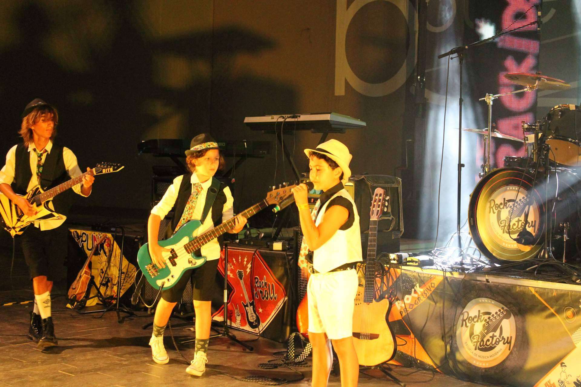 Una escuela de prodigios, Rock Factory
