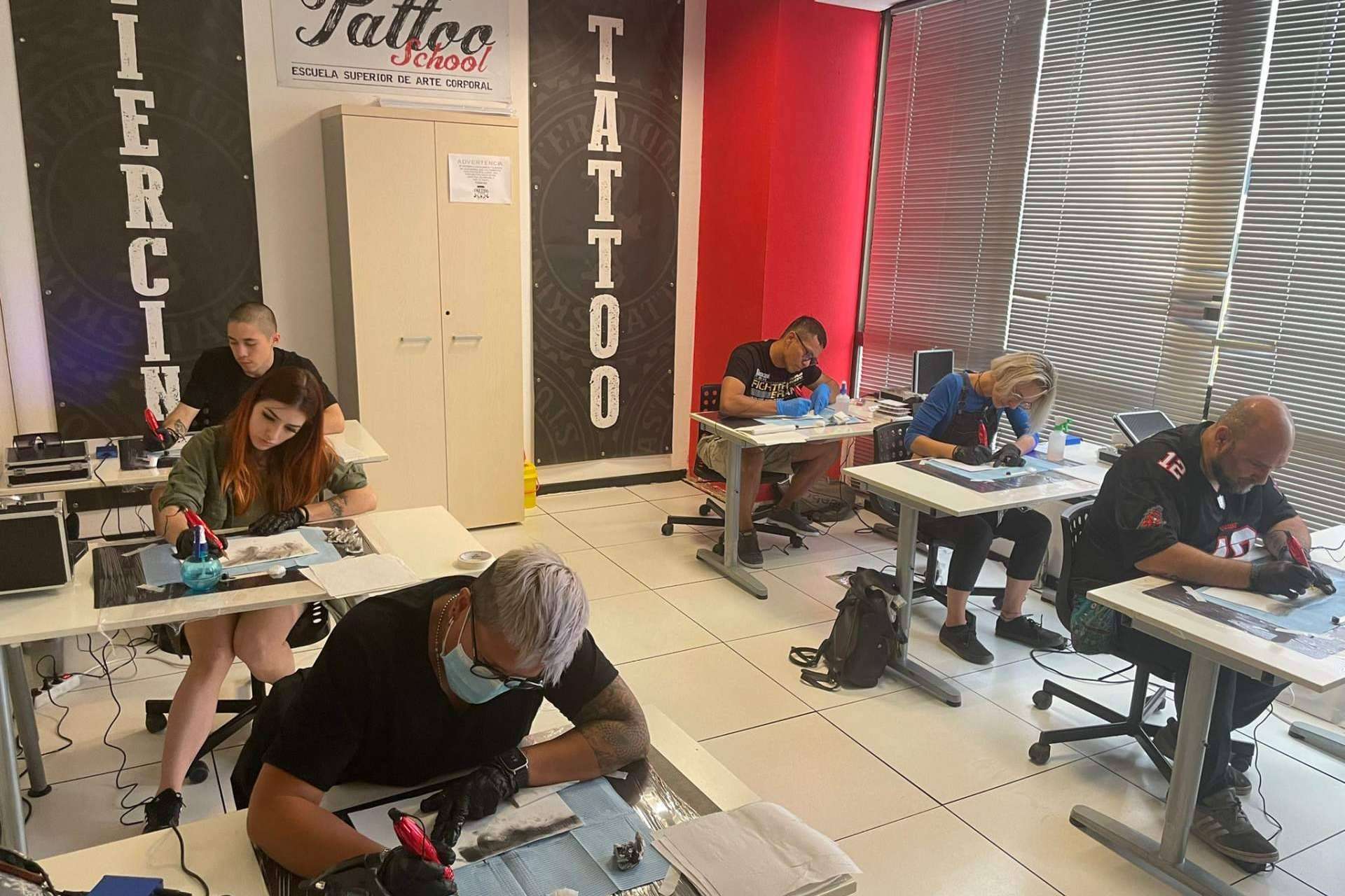 Tattoo School Madrid y su curso para profesionales de microblading