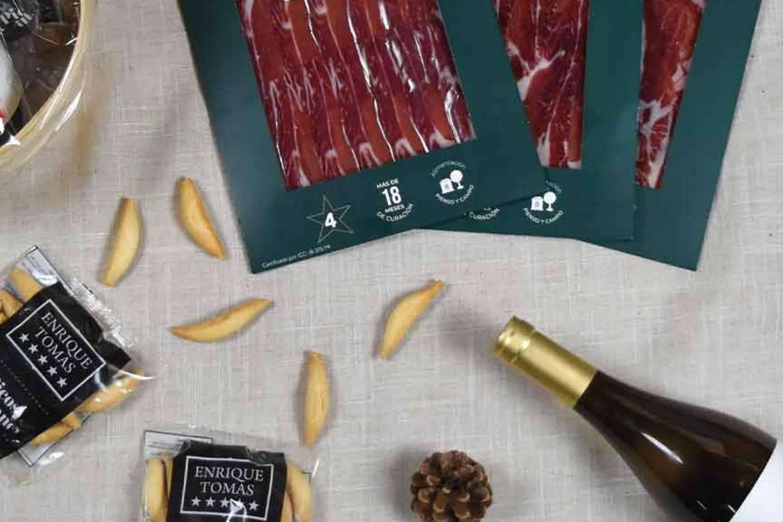 Gran variedad de jamones en Enrique Tomás