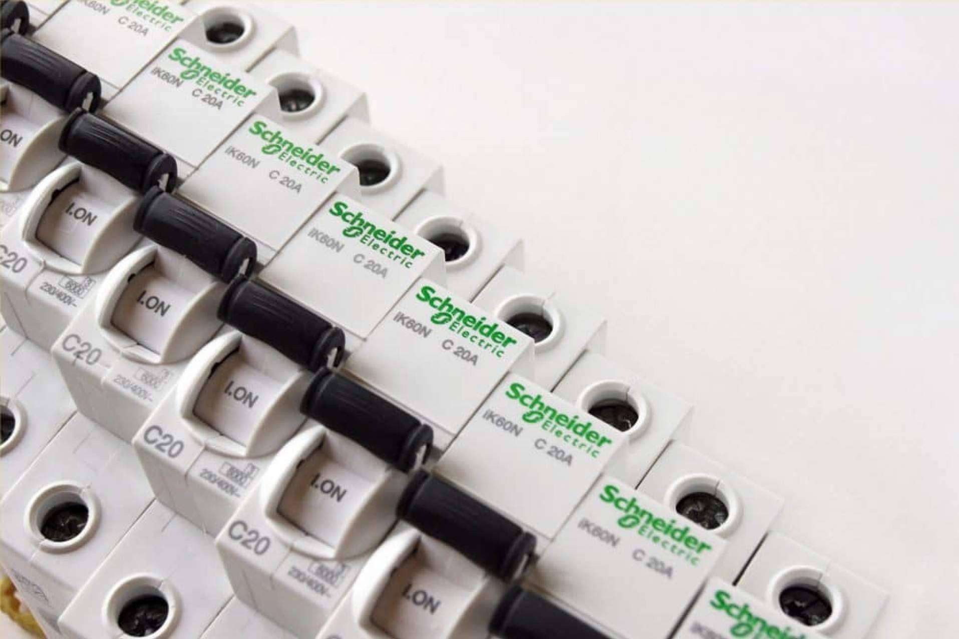 Cadenza Electric ofrece unos de los mejores precios de internet de Schneider Electric se encuentran