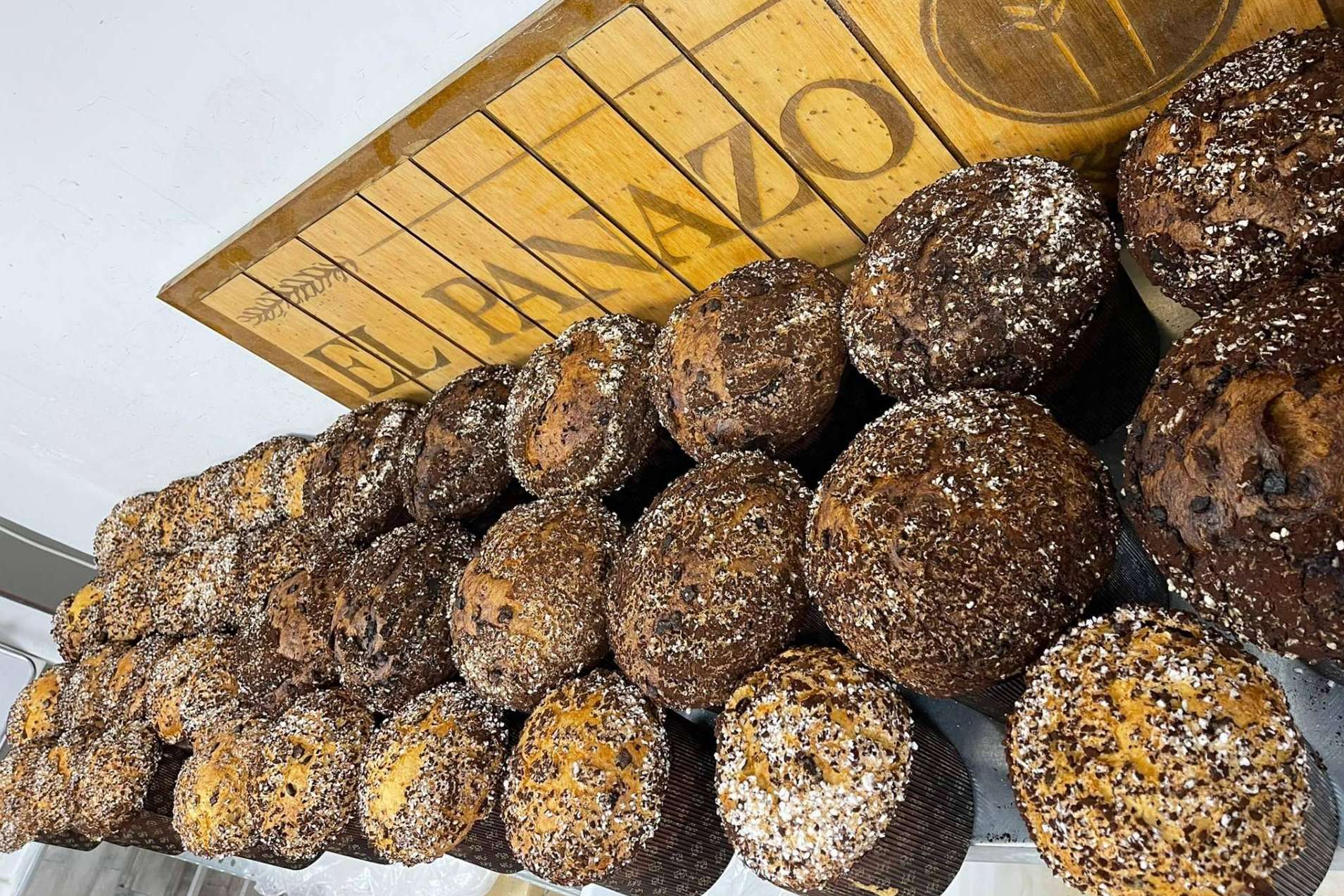 En la pastelería tradicional El Panazo se fusionan la artesanía y vanguardia