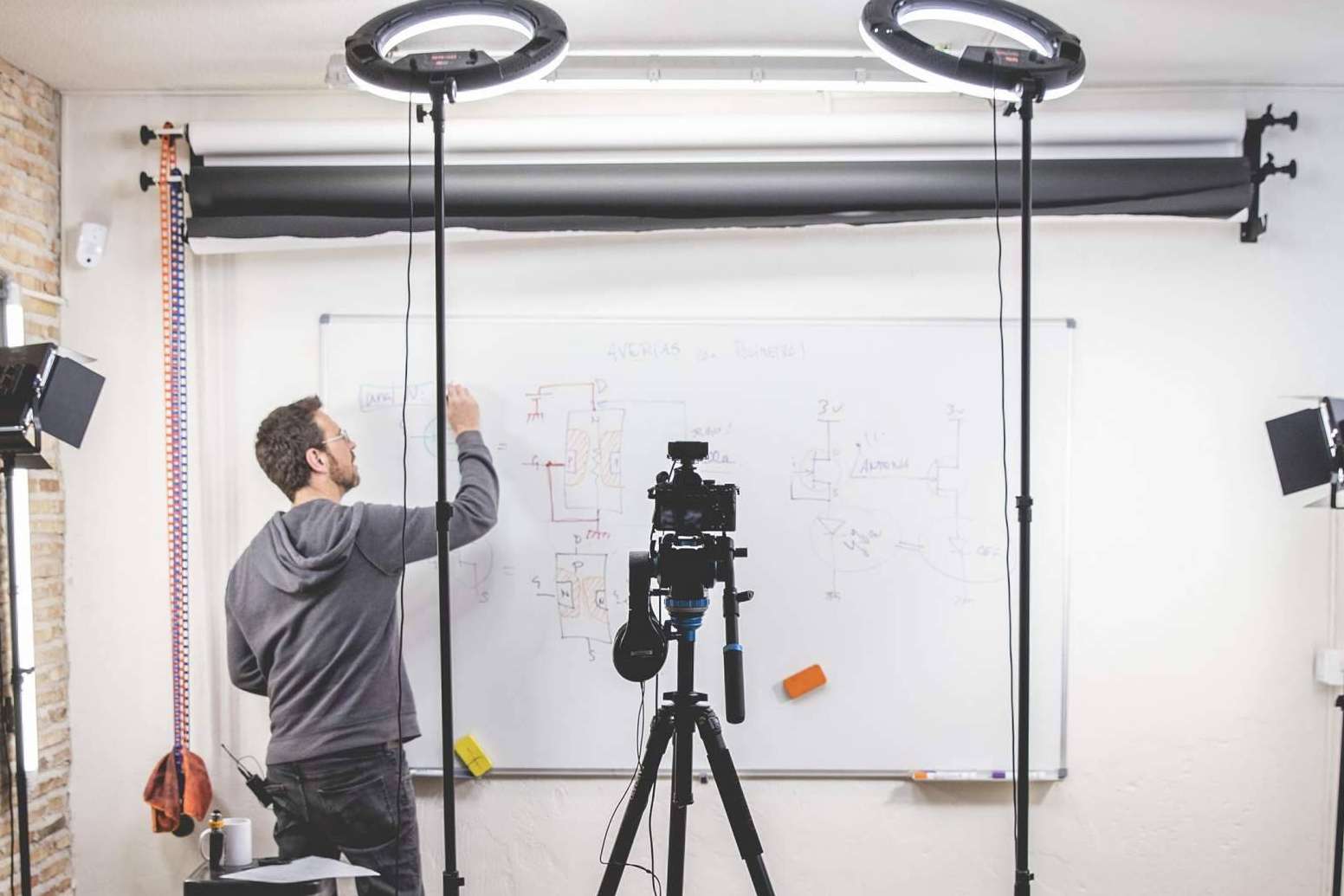 Poca Electronics, la formación en internet de electrónica, con Poca Poca