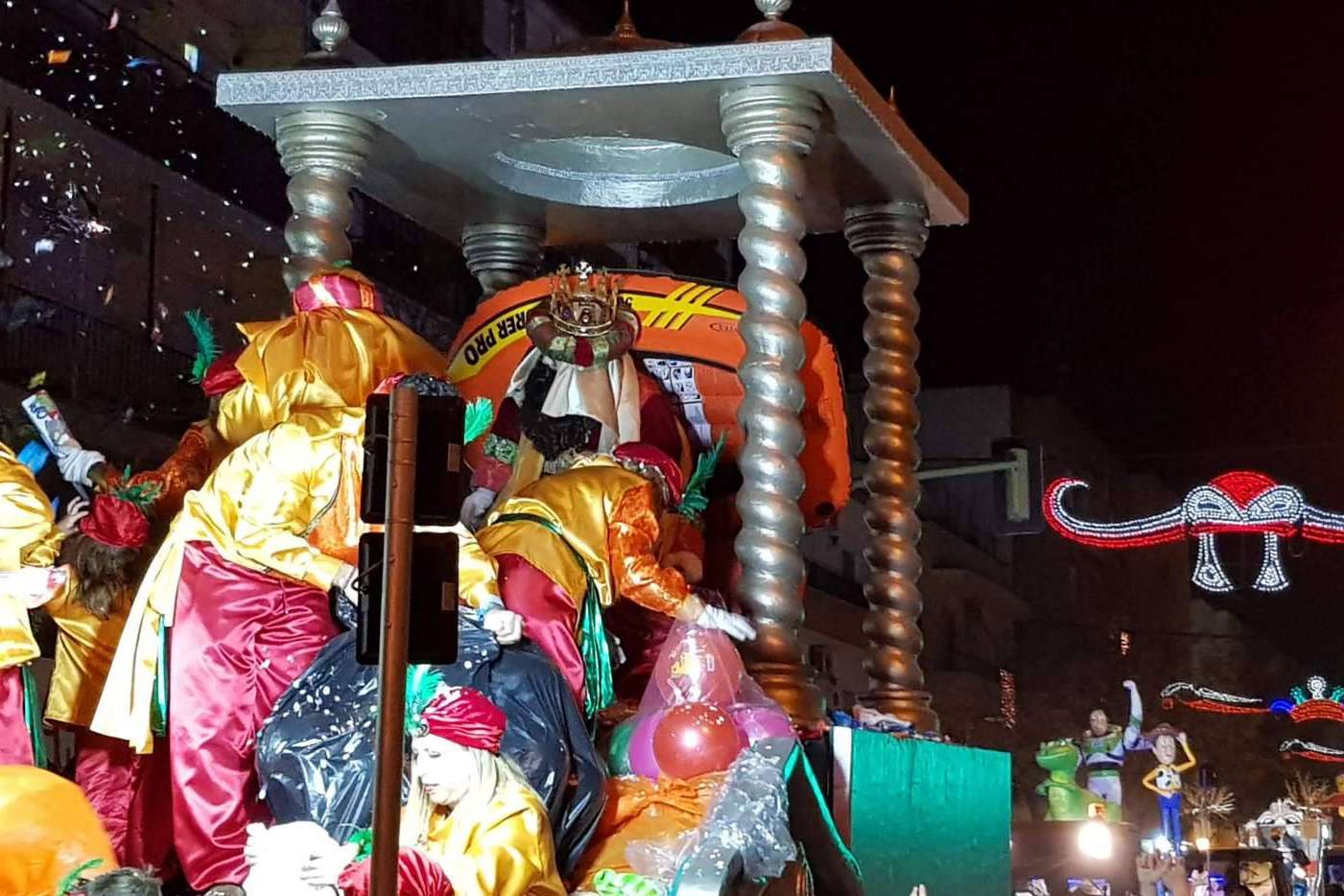 Sumiseran elabora ornamentos tematizados para la Cabalgata de Reyes