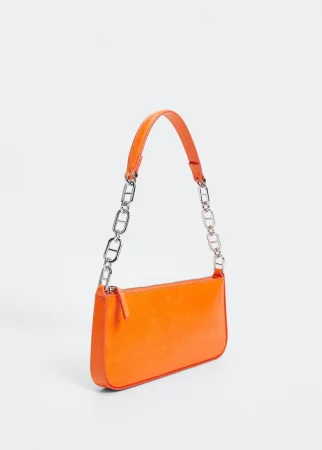 El bolso de Mango más elegante y versátil rebajado a 23 euros