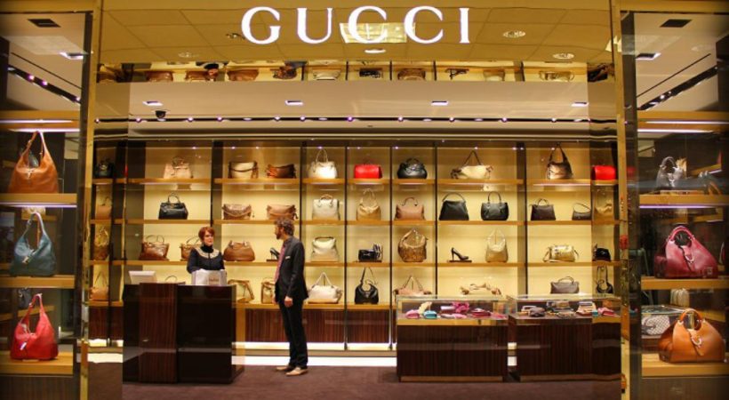 Primark versiona una cartera de Gucci