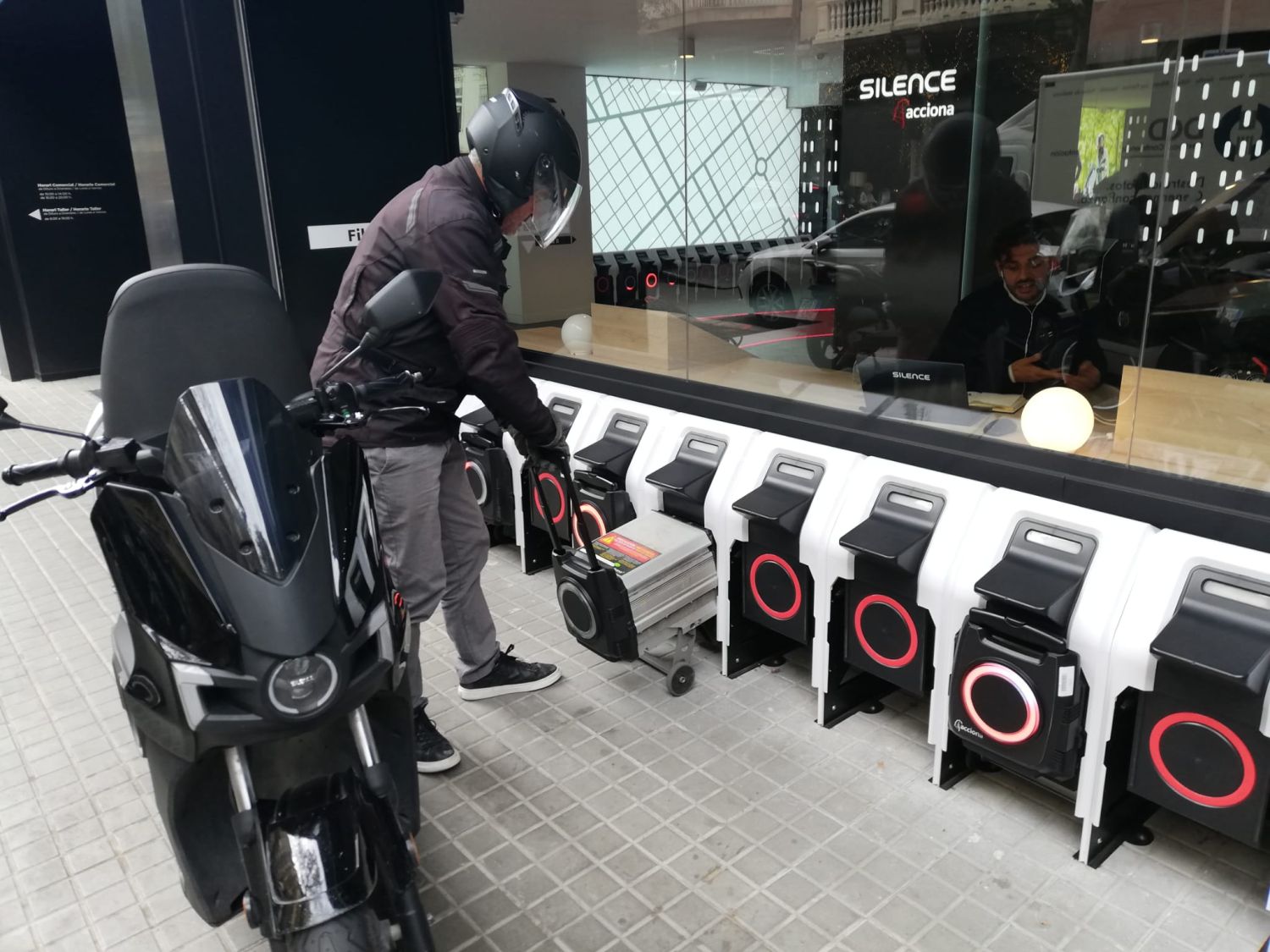 Ray Electrics, una amenaza para Silence (Acciona) con ayuda pública