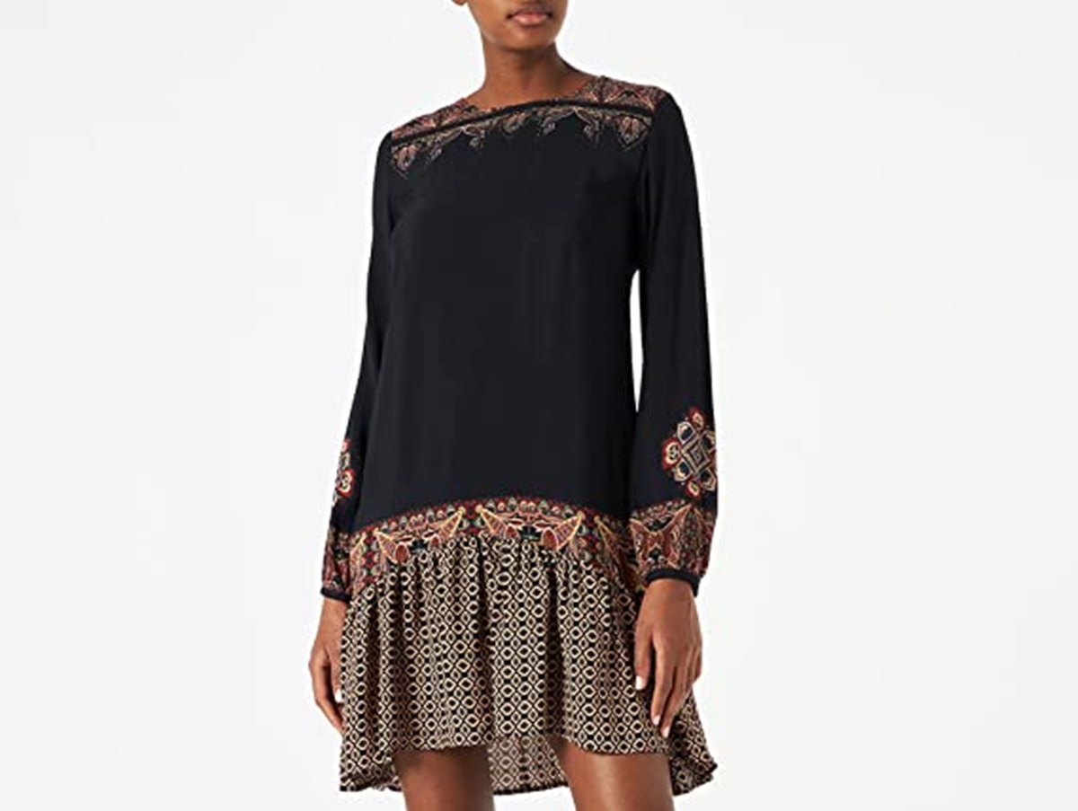 El vestido de Desigual que todas van a querer copiarte tiene oferta hoy en Amazon