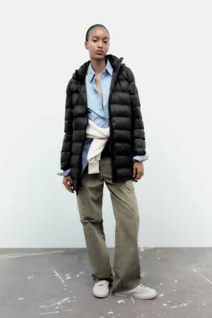 Zara: el abrigo con un 37% de descuento que parece de marca 7 Merca2.es zara 4 Merca2.es