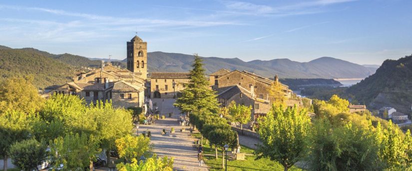 Aínsa, uno de los pueblos de Aragón más espectaculares