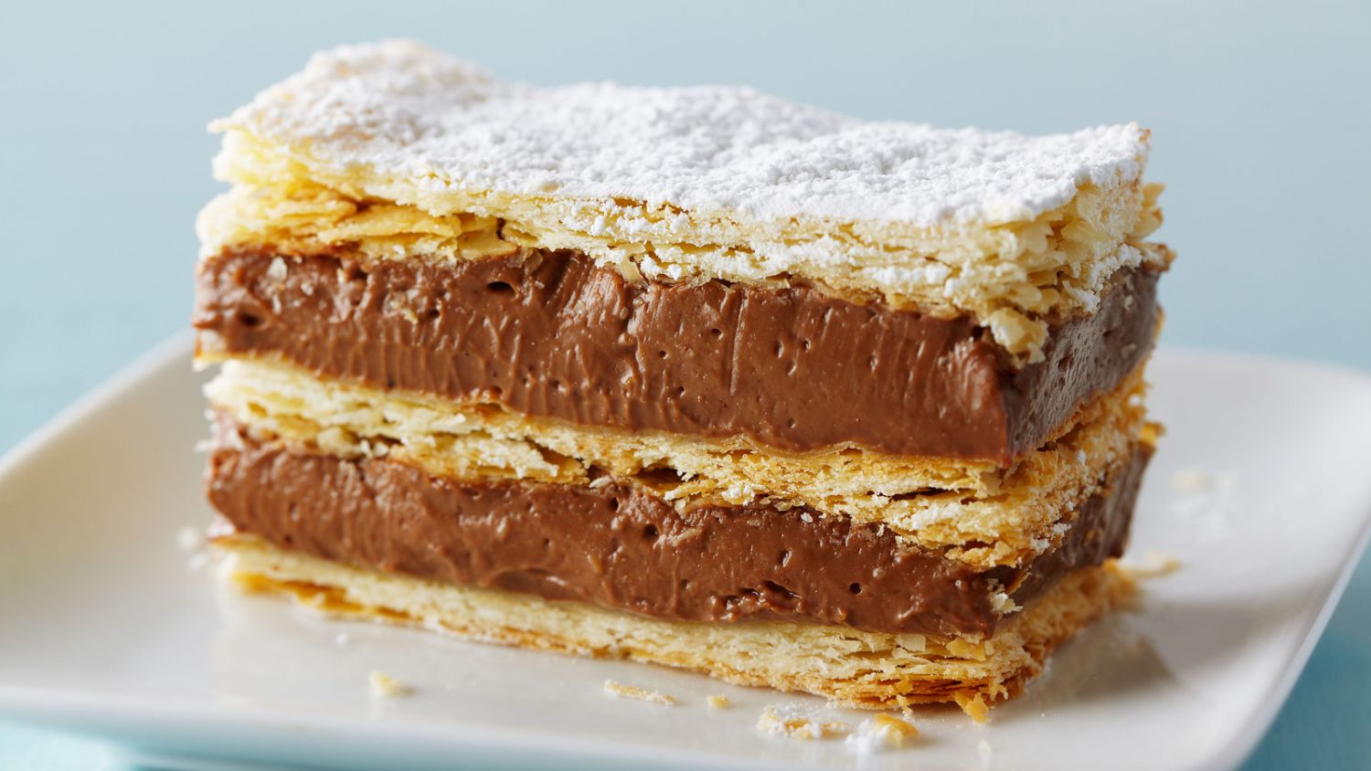 Milhojas de chocolate: el postre para sorprender en Nochebuena 