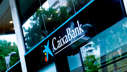 CaixaBank, una de las opciones favoritas en el Ibex 35 para este 2023