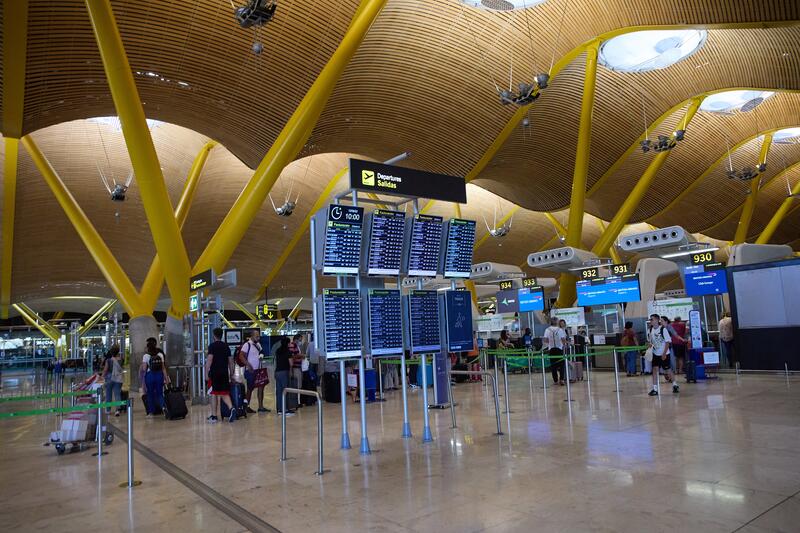 Las huelgas de aerolíneas ‘low cost’ protagonizan las vacaciones de Navidad en España
