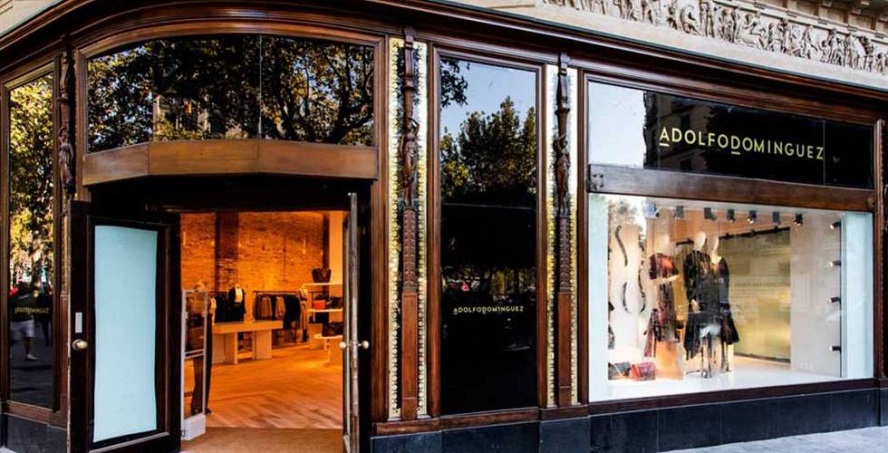Adolfo Domínguez, la cruz del textil: el mercado castiga sus malas cifras