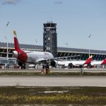 Las aerolíneas se decantan por impulsar el aeropuerto de Barajas ante El Prat