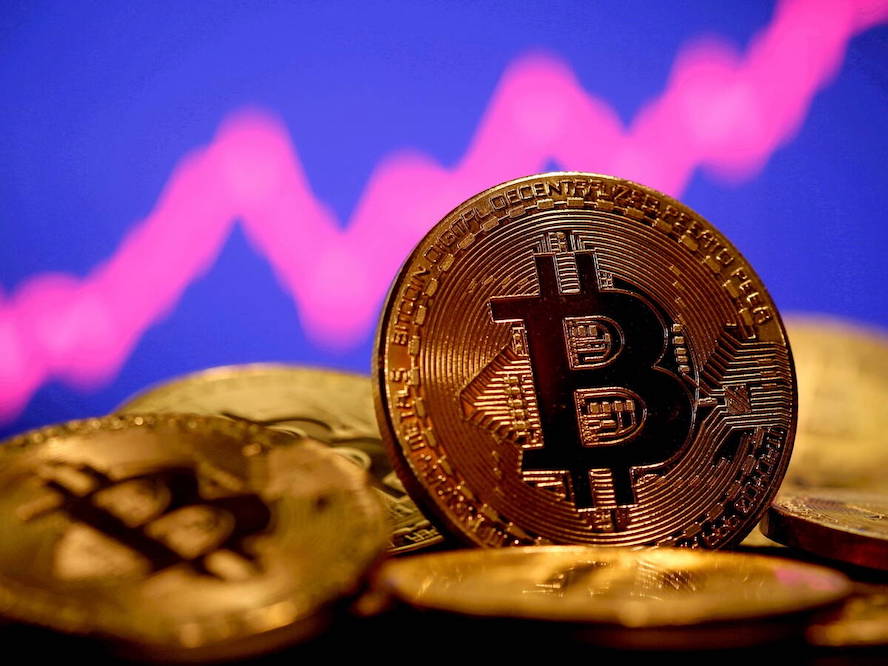 ¿Quién se está enriqueciendo con el bitcoin? La respuesta te va a sorprender 1 Merca2.es Bitcoin y Millennials