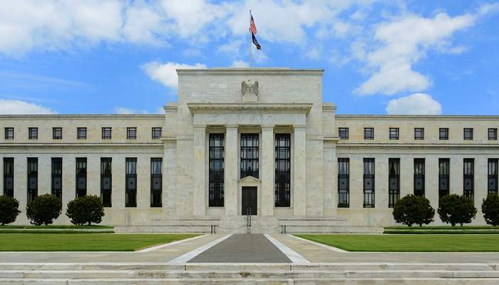 Los dirigentes de la Fed, enfrentados ante la amenaza de la inflación