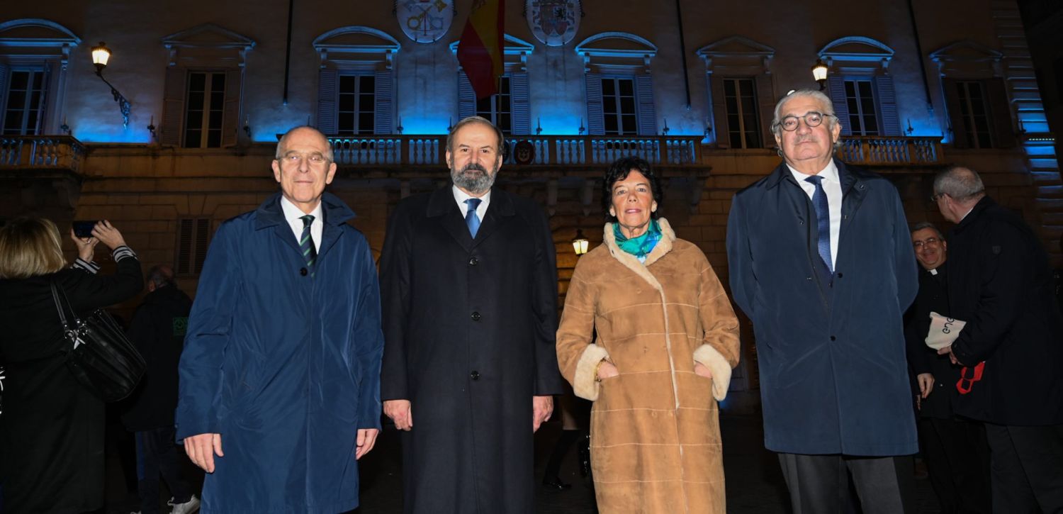 La Fundación Endesa ilumina el exterior de la Embajada de España ante la Santa Sede por su IV centenario