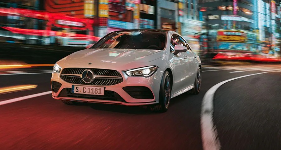 Mercedes-Benz adelanta a Volkswagen en la adopción de vehículos eléctricos para 2030