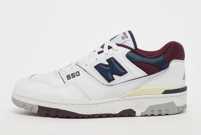 Cómo son las New Balance 550 que “copia” Bershka