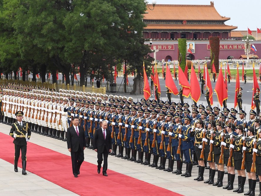 2035: Europa escapa de las garras rusas para entrar en las fauces chinas