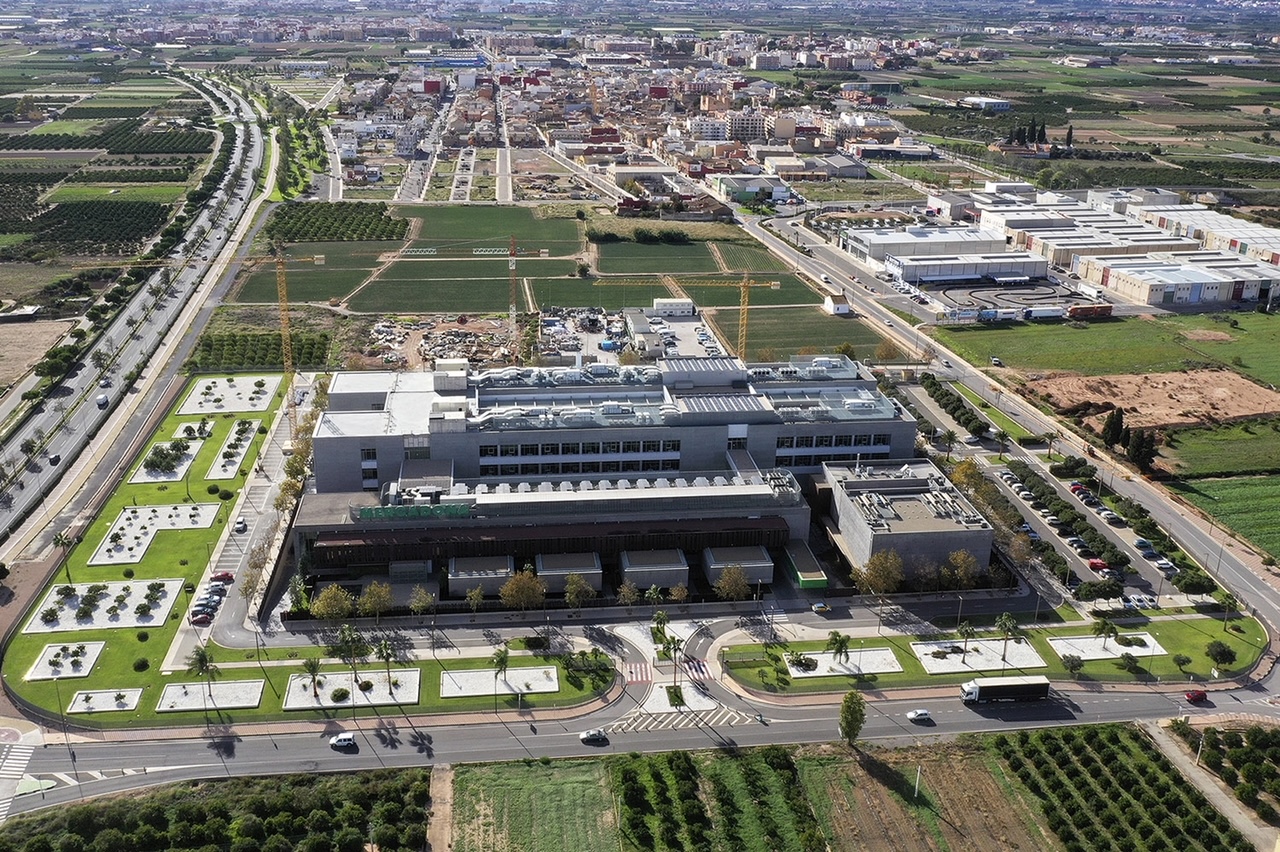 Más de 250 trabajadores de Mercadona se trasladan a sus nuevas oficinas en Albalat Dels Sorells (Valencia)