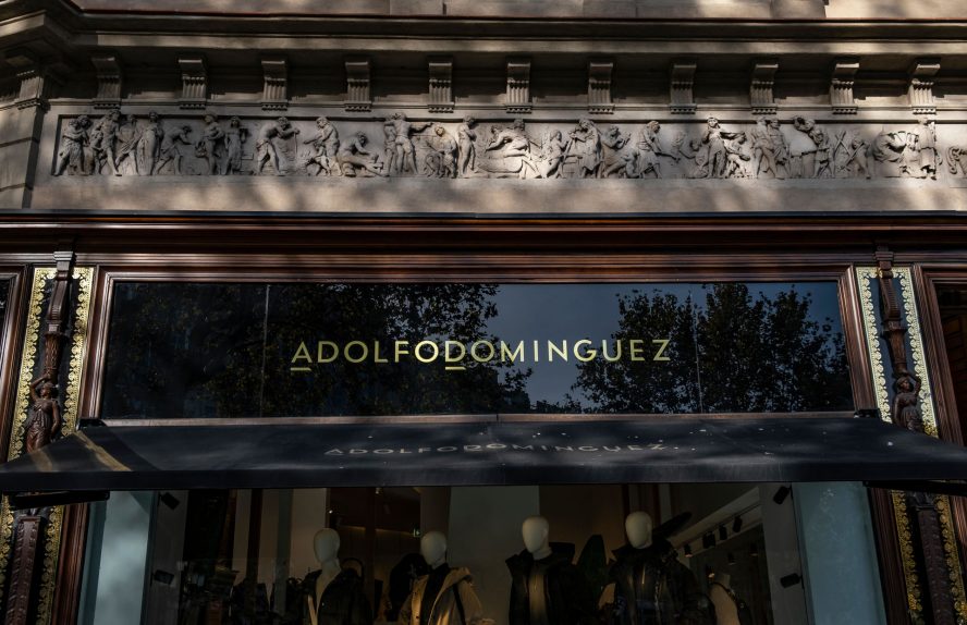 Adolfo Domínguez se acerca a un punto de inflexión: ¿afianzará su escalada?