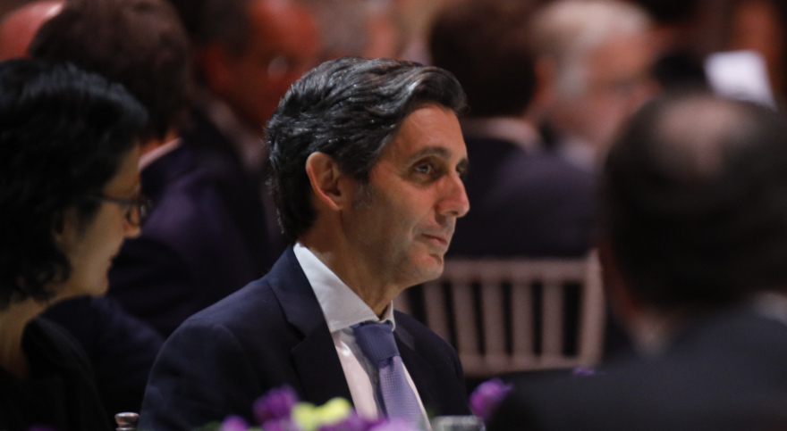 Telefónica descarta aumentar dividendo y dará prioridad a seguir reduciendo su deuda