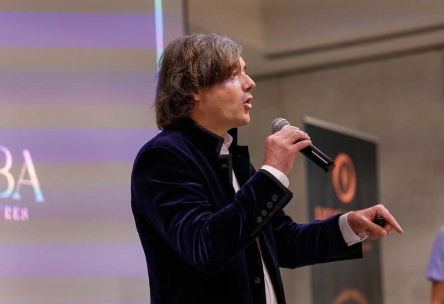 Lluís Mas (Belobaba): «Buscamos 100 M€ y en breve llegarán los all stars»