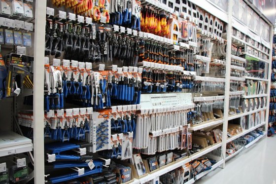 Las ventas de la distribución de ferretería y bricolaje caen un 2,8% en el tercer trimestre